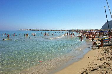 Appartement de vacances �/en/au CAPACI (Palermo)ou appartement ou maison de vacances