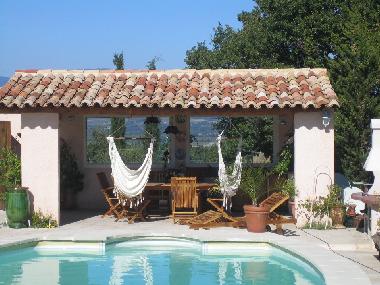 Maison de vacances �/en/au Le Puy Ste reparade (Bouches-du-Rh�ne)ou appartement ou maison de vacances