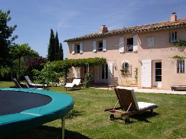 Maison de vacances �/en/au Le Puy Ste reparade (Bouches-du-Rh�ne)ou appartement ou maison de vacances