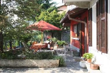 Chambre avec petit d�jeuner �/en/au Mandello Del Lario (Lecco)ou appartement ou maison de vacances