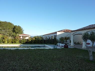 Chambre avec petit d�jeuner �/en/au ST VINCENT DE BARBEYRARGUES (H�rault)ou appartement ou maison de vacances