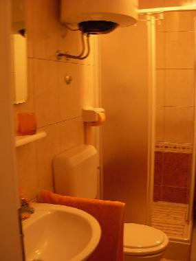 s.d.b. plus WC