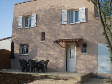 Maison de vacances �/en/au V�z�nobres (Gard)ou appartement ou maison de vacances