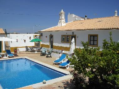Maison de vacances �/en/au Porches-Lagoa (Algarve)ou appartement ou maison de vacances