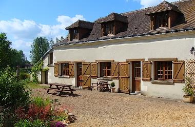 Maison de vacances �/en/au Parcay Les Pins (Maine-et-Loire)ou appartement ou maison de vacances