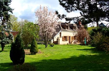 Maison de vacances �/en/au Parcay Les Pins (Maine-et-Loire)ou appartement ou maison de vacances