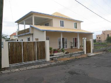 Maison de vacances �/en/au TAMARIN (Black River)ou appartement ou maison de vacances