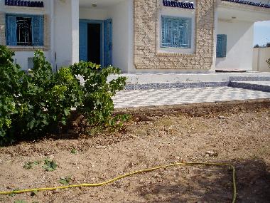 Maison de vacances �/en/au kerkennah (Safaqis)ou appartement ou maison de vacances