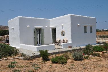 Maison de vacances �/en/au Antiparos (Kyklades)ou appartement ou maison de vacances