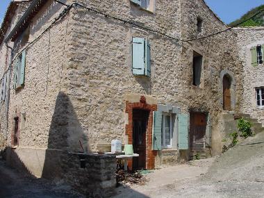 Maison de vacances �/en/au la caunette (H�rault)ou appartement ou maison de vacances
