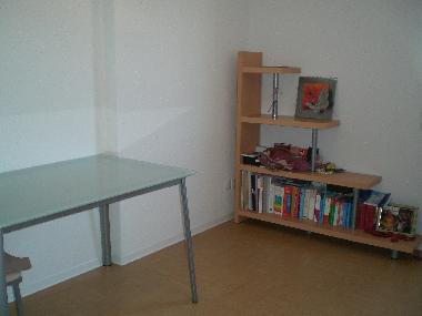 The furnished kitchen