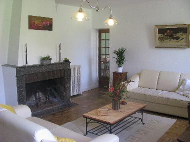 Maison de vacances �/en/au COURS DE PILE (Dordogne)ou appartement ou maison de vacances