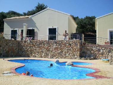 Maison de vacances �/en/au Liapades (Kerkyra)ou appartement ou maison de vacances