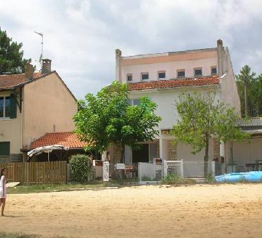 Demi-maison c�t� gauche