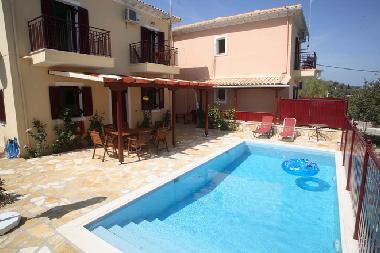 Maison de vacances �/en/au Katormeri (Lefkada)ou appartement ou maison de vacances