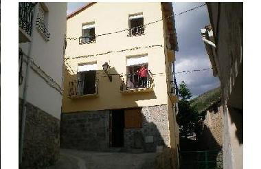 Maison de vacances �/en/au Enciso (La Rioja)ou appartement ou maison de vacances