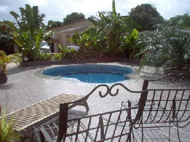 Chambre avec petit d�jeuner �/en/au Bijilo (Western)ou appartement ou maison de vacances