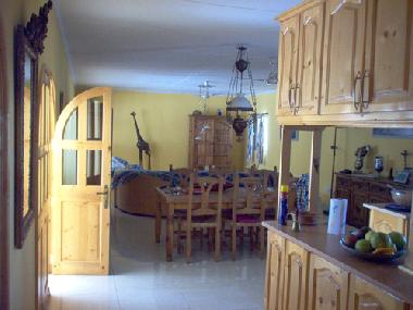 Chambre avec petit d�jeuner �/en/au Bijilo (Western)ou appartement ou maison de vacances
