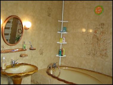 Chambre avec petit d�jeuner �/en/au chalandry-Elaire (Ardennes)ou appartement ou maison de vacances