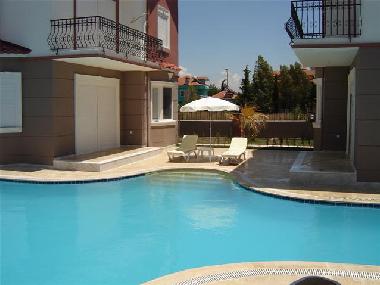 Maison de vacances �/en/au BELEK (Antalya)ou appartement ou maison de vacances