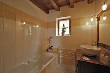 Maison de vacances �/en/au St Cr�pin et Carlucet  (Dordogne)ou appartement ou maison de vacances