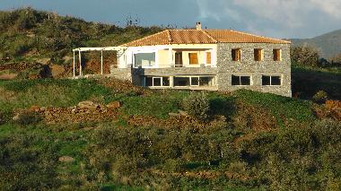 Maison de vacances �/en/au nea styra (Evvoia)ou appartement ou maison de vacances