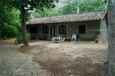 Maison de vacances �/en/au Pozzuolo (Perugia)ou appartement ou maison de vacances