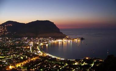 Villa �/en/au Palermo Mondello (Palermo)ou appartement ou maison de vacances
