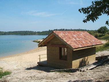 Cette photo est seulement un essai (lac d'Arjuzan)