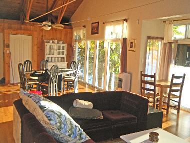 Chalet �/en/au Magog (Quebec)ou appartement ou maison de vacances