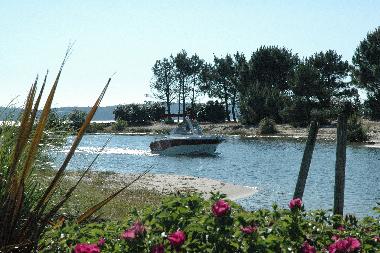 Chalet �/en/au Hourtin (Gironde)ou appartement ou maison de vacances