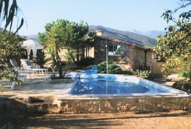 Maison de vacances �/en/au RIGARDA (Pyr�n�es-Orientales)ou appartement ou maison de vacances