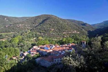 Maison de vacances �/en/au RIGARDA (Pyr�n�es-Orientales)ou appartement ou maison de vacances