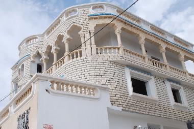 Bateau �/en/au Hammamet (Nabul)ou appartement ou maison de vacances