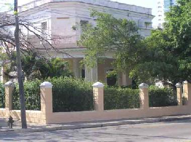 Chambre avec petit d�jeuner �/en/au  Vedado,Ciudad Habana (Ciudad de la Habana)ou appartement ou maison de vacances