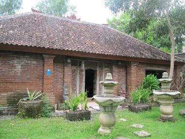 Maison de vacances �/en/au JIMBARAN (Bali)ou appartement ou maison de vacances