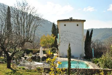 Maison de vacances �/en/au Propiac (Dr�me)ou appartement ou maison de vacances