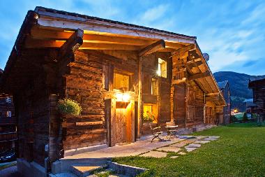 Maison de vacances �/en/au M�nster-Geschinen  (Goms)ou appartement ou maison de vacances
