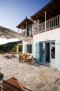 Maison de vacances �/en/au GLOSSA (Magnisia)ou appartement ou maison de vacances