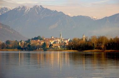 Appartement de vacances �/en/au bosisio parini (Lecco)ou appartement ou maison de vacances