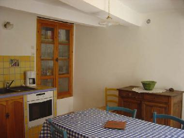 Maison de vacances �/en/au faucon (Vaucluse)ou appartement ou maison de vacances