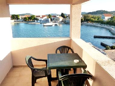 Appartement de vacances �/en/au betina (Sibensko-Kninska)ou appartement ou maison de vacances