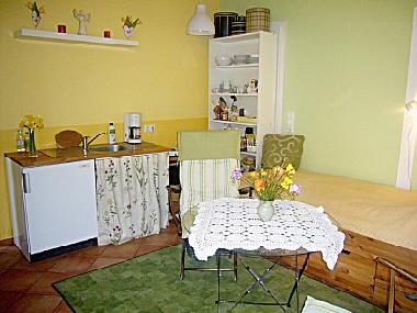 Appartement de vacances �/en/au POTSDAM BABELSBERG HOLIDAY FLATS APARTMENTS (Potsdam, Kreisfreie Stadt)ou appartement ou maison de vacances