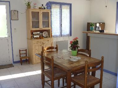 Maison de vacances �/en/au AUBAIS (Gard)ou appartement ou maison de vacances