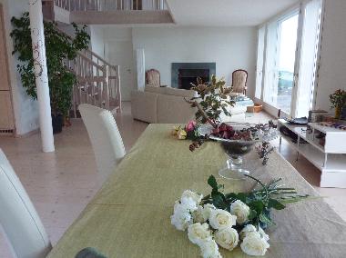 Maison de vacances �/en/au Arzier (St-Cergue)ou appartement ou maison de vacances