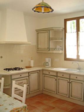 Maison de vacances /en/au Ansouis (Vaucluse)ou appartement ou maison de vacances