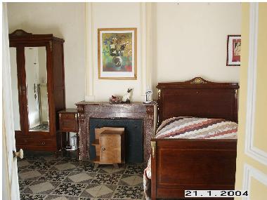 Appartement de vacances �/en/au Thezan les Beziers (H�rault)ou appartement ou maison de vacances