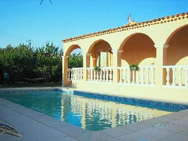 Maison de vacances /en/au St.Remy-de-Provence (Bouches-du-Rhne)ou appartement ou maison de vacances