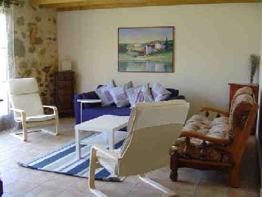 Maison de vacances �/en/au Busserolles (Dordogne)ou appartement ou maison de vacances