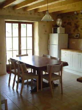 Maison de vacances �/en/au Busserolles (Dordogne)ou appartement ou maison de vacances